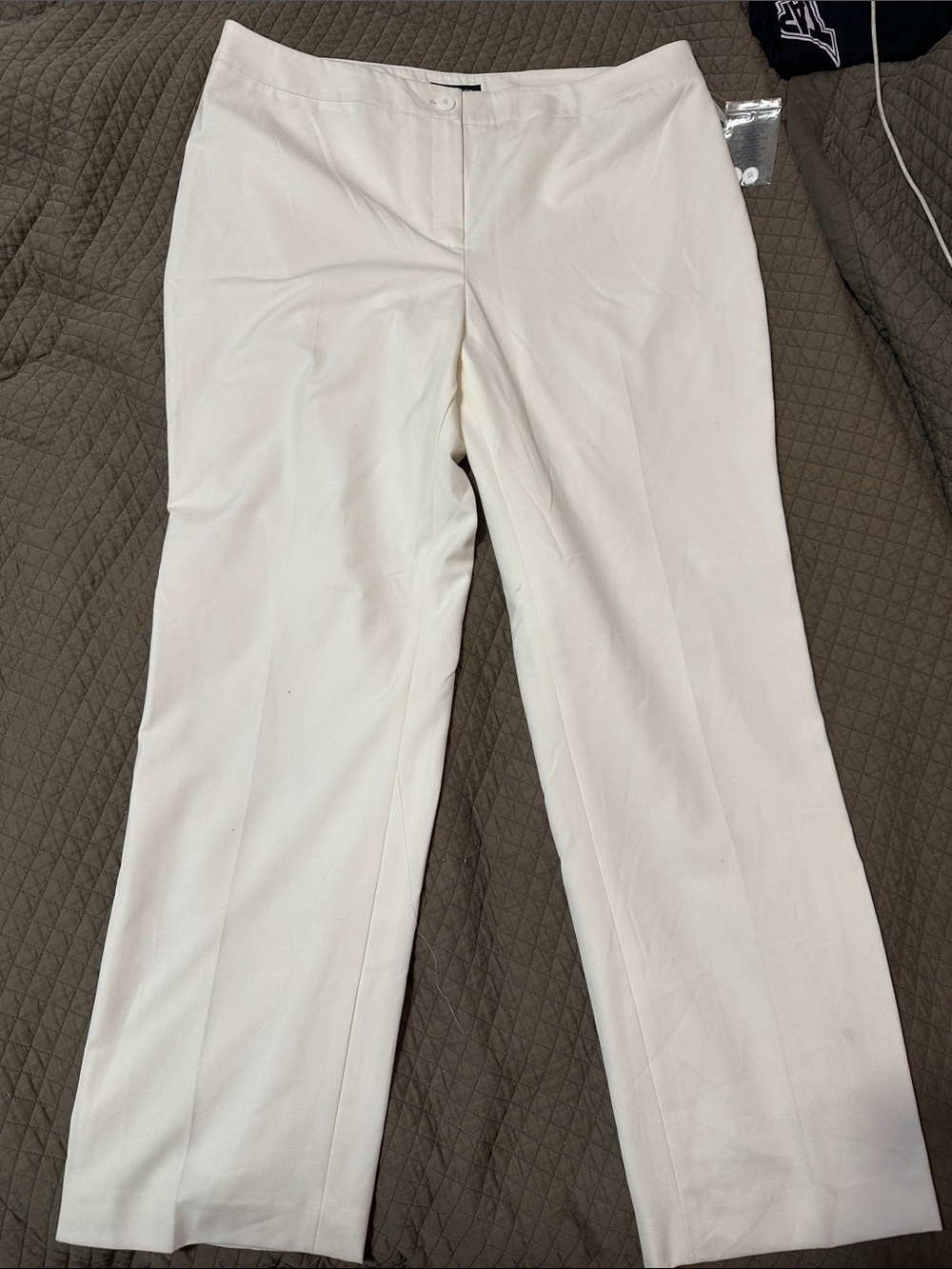 NWT Jones New York Classic Cream Dress Pants Size 14